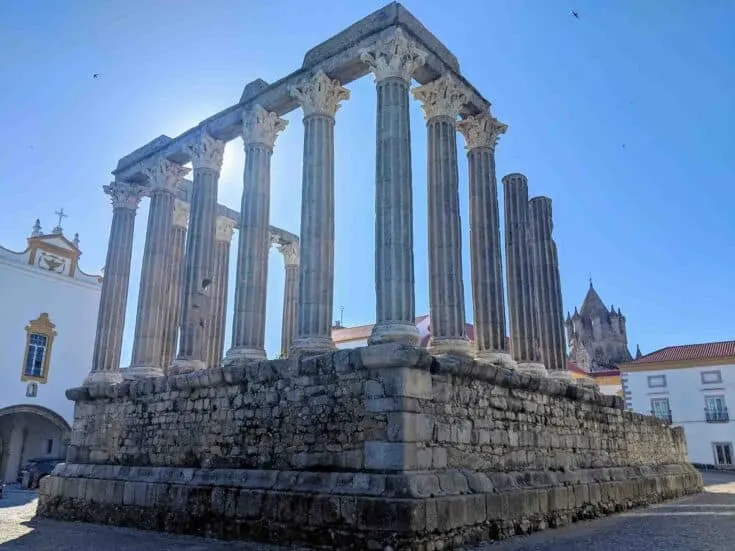 Templo Romano Évora, Roman Ruins in Évora, Portugal.