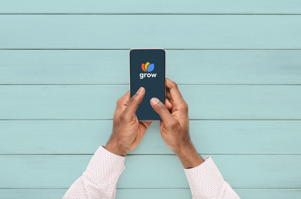 grow logo on a phone